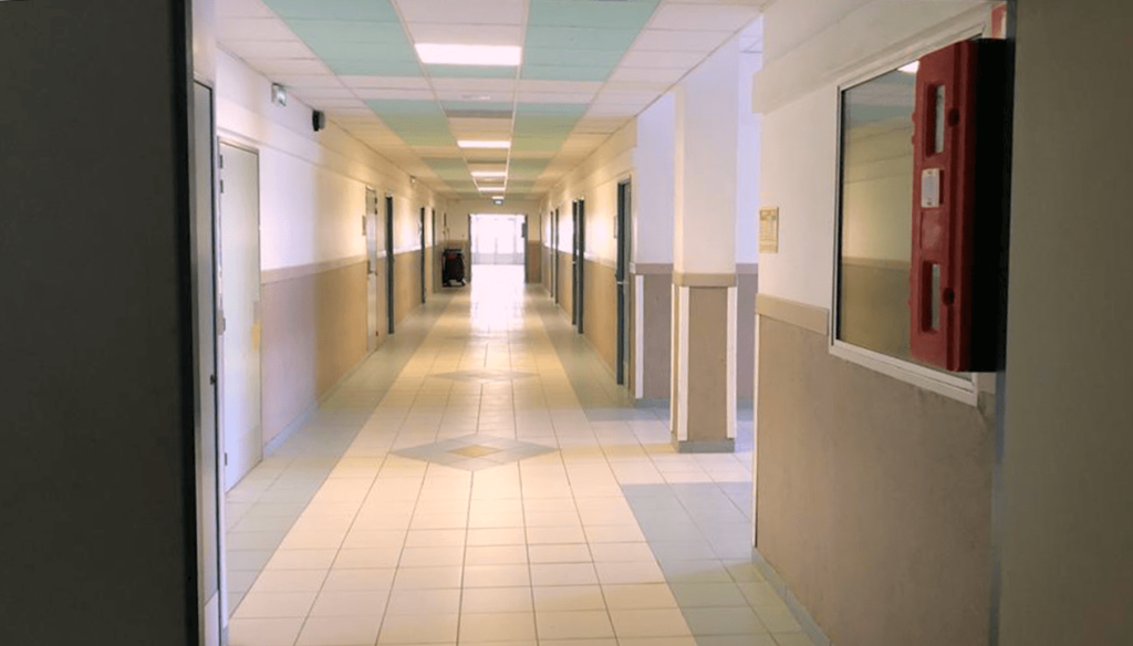 college-joffre-montpellier-dph34-renovation-professionnels-couloirs